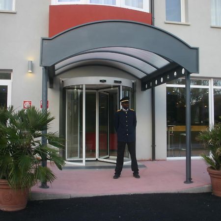 Hotel Formula Int. & Puravita Spa Rosolina Exterior photo