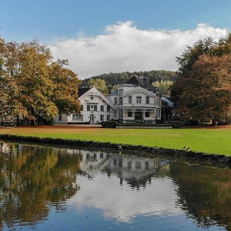 Kasteel Altembrouck Hotel Voeren Exterior photo