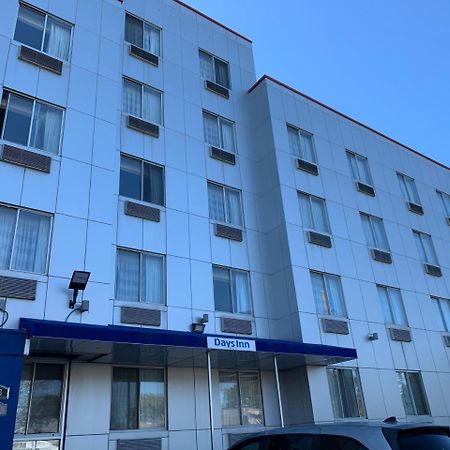 Days Inn By Wyndham Brooklyn Borough Park New York Exterior photo