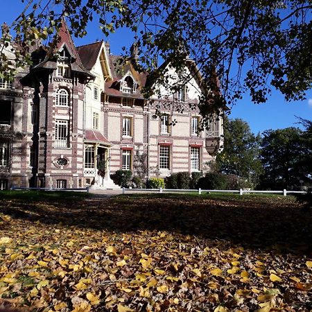 Chateau De La Rapee Hotel Restaurant Bazincourt-sur-Epte Exterior photo