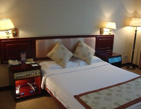 Kai Wei Hotel Haikou  Room photo