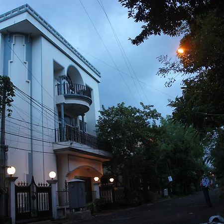 Nips Corporate Guest House Kolkata Exterior photo