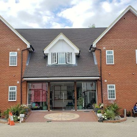 Stansted Airport Lodge Takeley Exterior photo