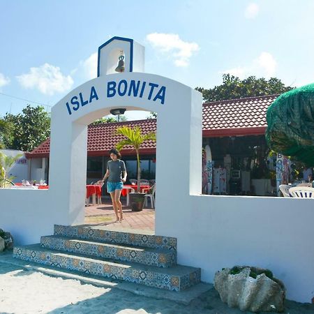 Isla Bonita Beach Resort San Juan  Exterior photo