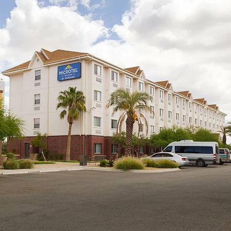 Microtel Inn And Suites By Wyndham Ciudad Juarez, Us Consulate Exterior photo