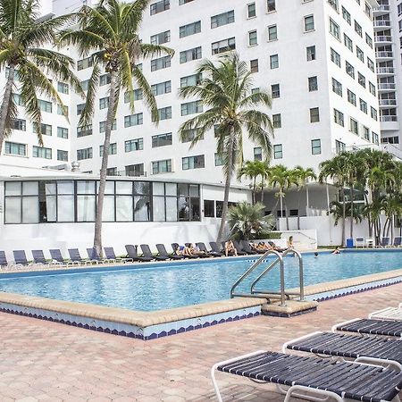 Casablanca On The Ocean East Tower Hotel Miami Beach Exterior photo