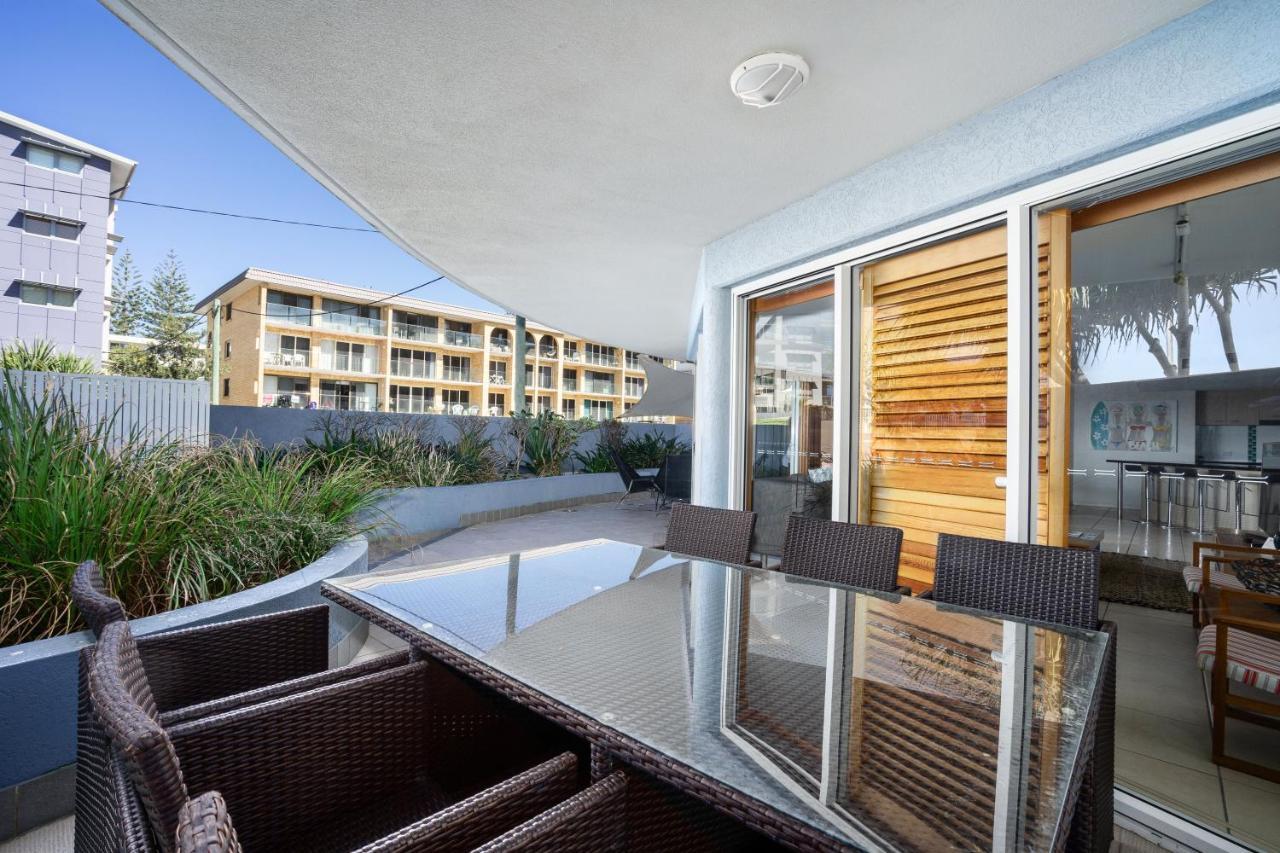 Rolling Surf Resort Caloundra Exterior photo