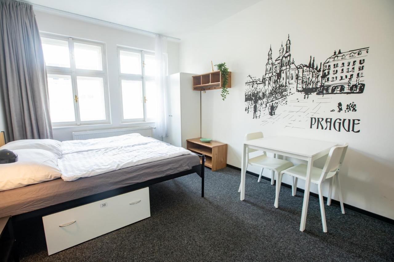 Mai Bohemia Hostel And Apartment Prague Exterior photo