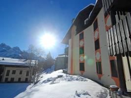 Fienili Di Brenta Hotel Madonna di Campiglio Exterior photo