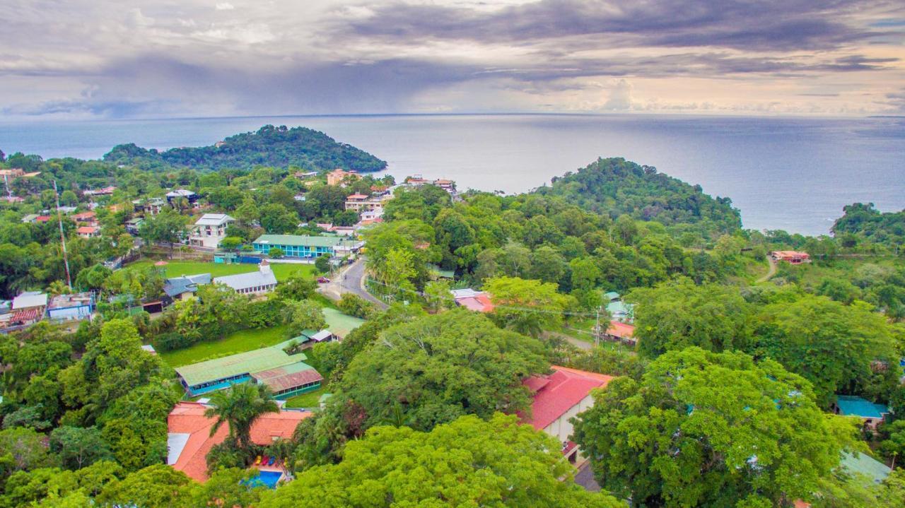 Hotel Villas Lirio Manuel Antonio Exterior photo