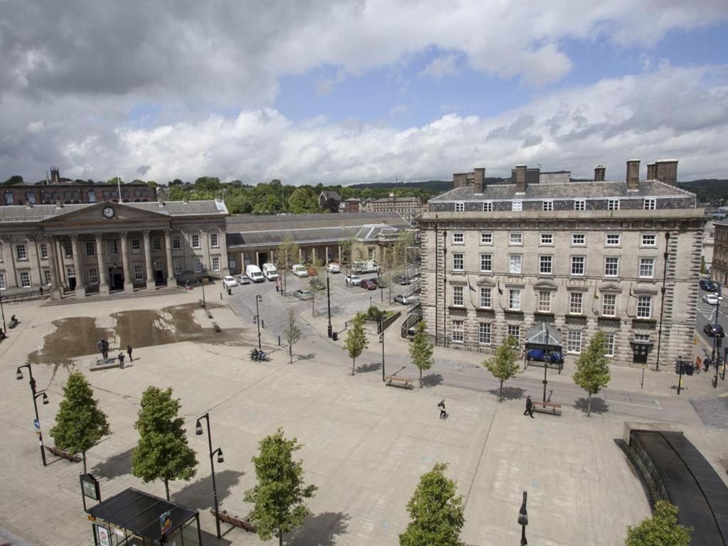 Lux Aparts Huddersfield Central Exterior photo