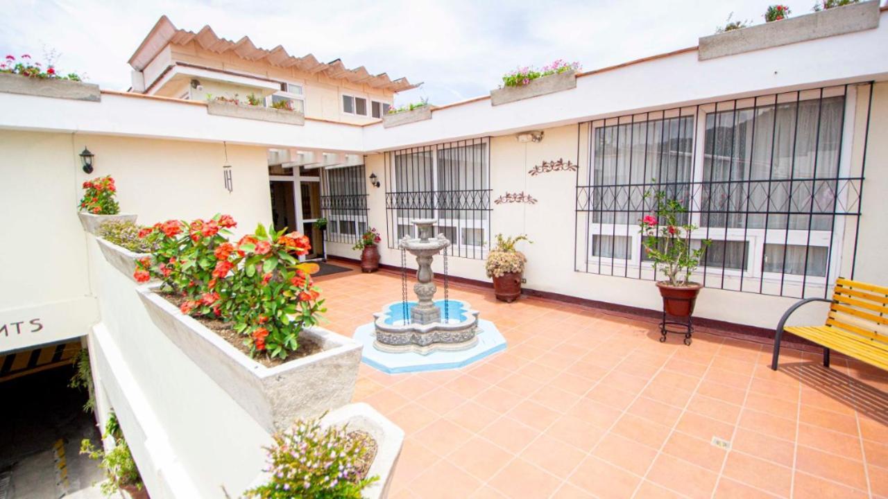 Hotel Pension Bonifaz Quetzaltenango Exterior photo