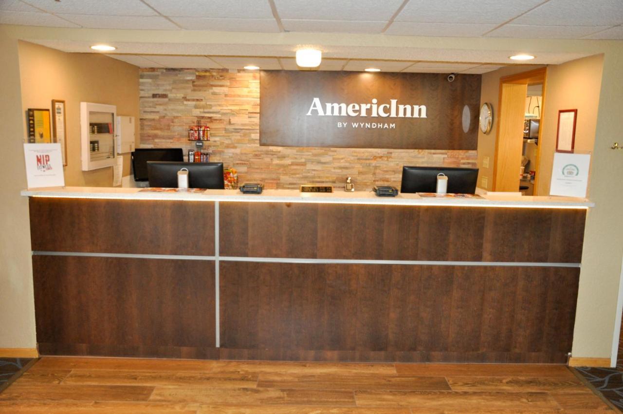 Americinn By Wyndham Clear Lake Exterior photo