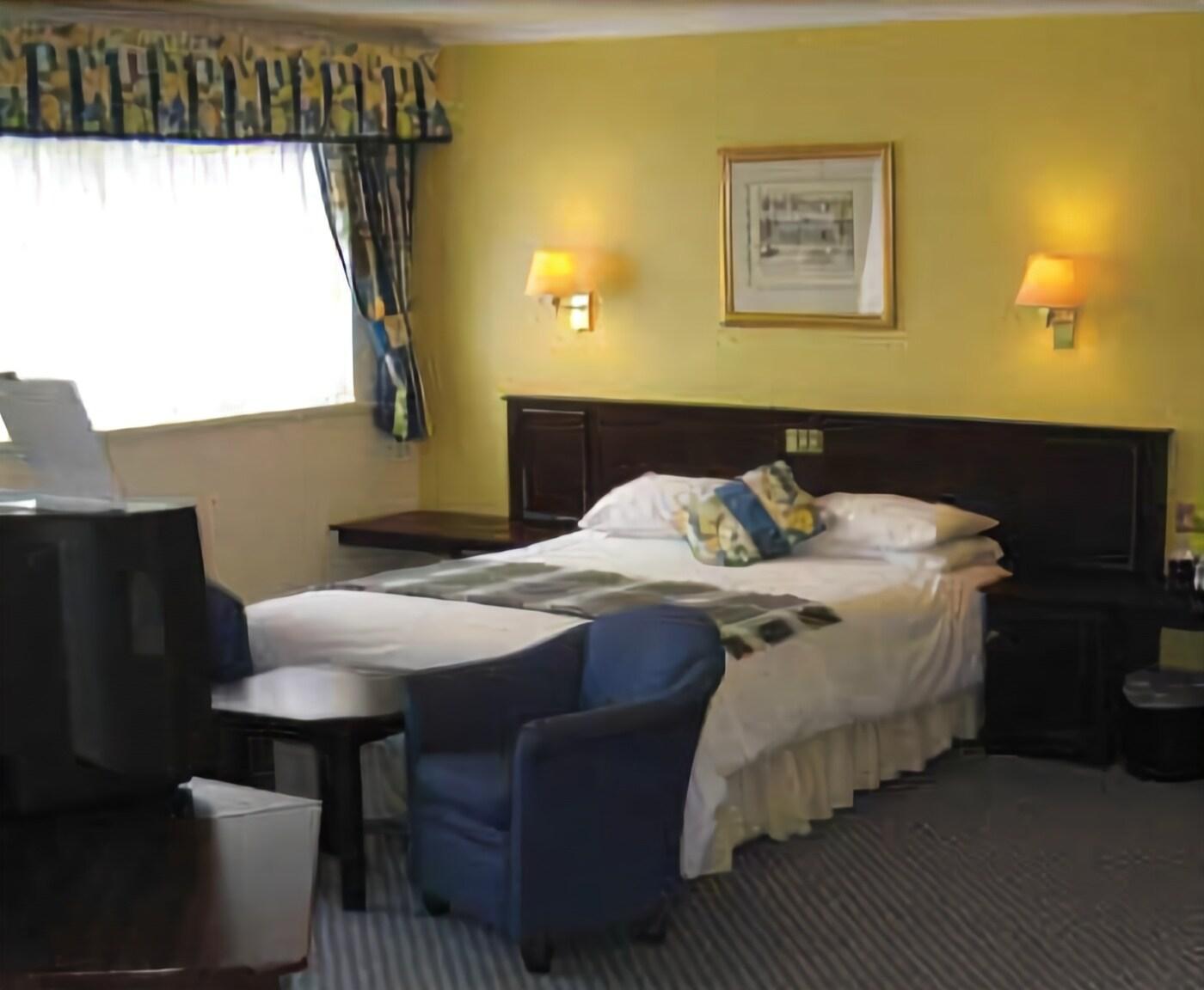 Himley Country Hotel Dudley Room photo