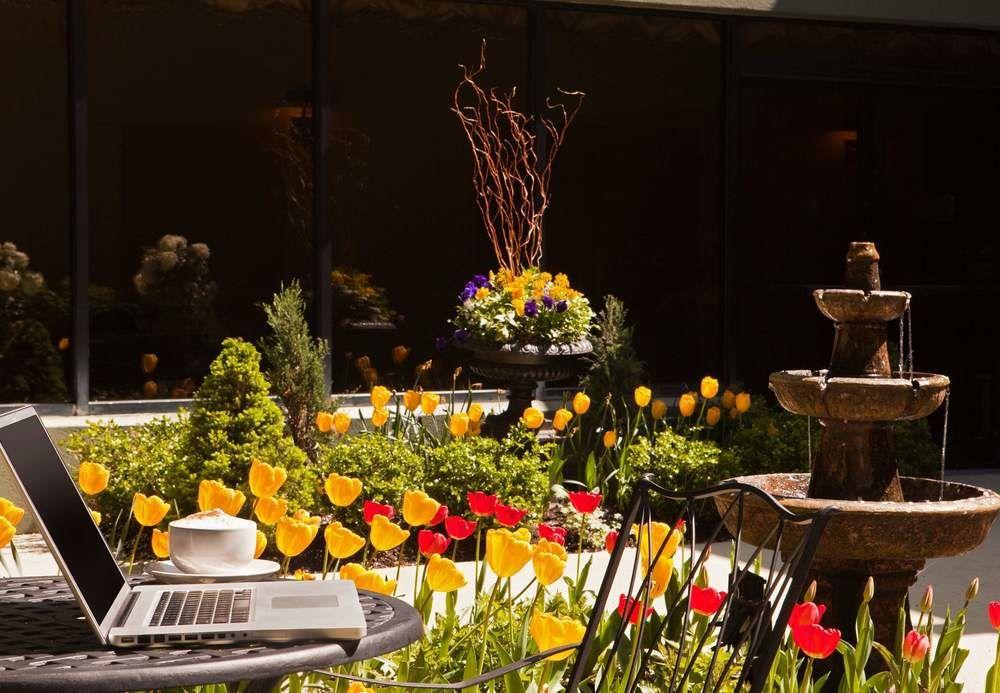 Boston Marriott Peabody Hotel Exterior photo