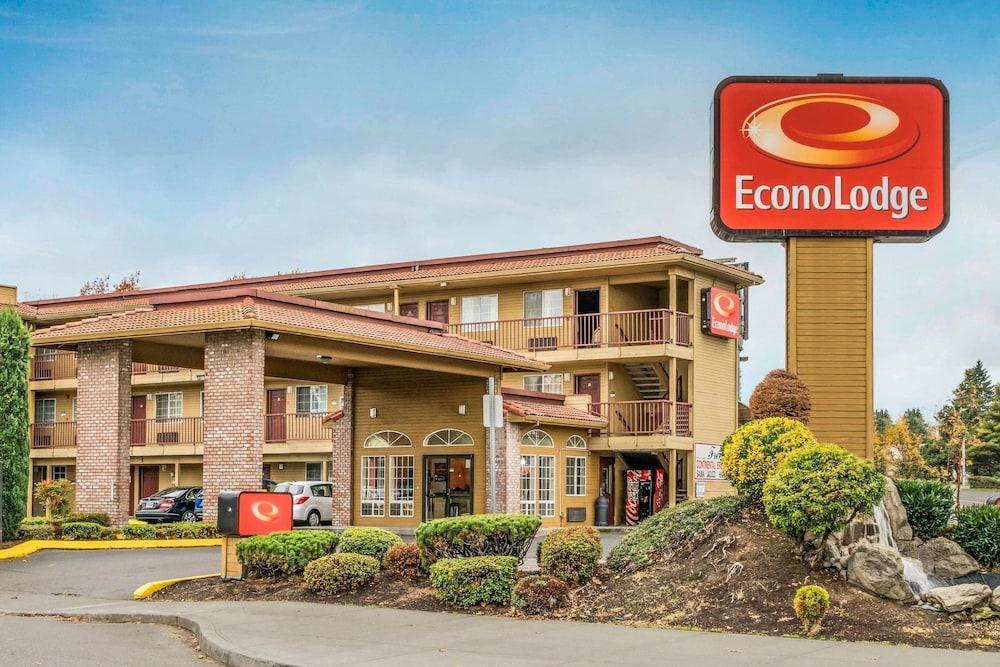 Econo Lodge Portland Airport Exterior photo