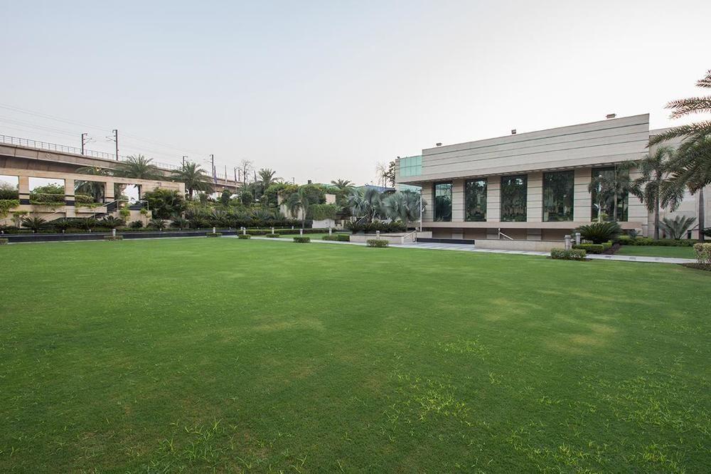 Hotel D Imperia, New Delhi Exterior photo