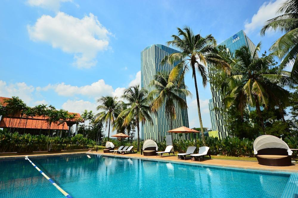 Palm Garden Hotel, Putrajaya, A Tribute Portfolio Hotel Exterior photo