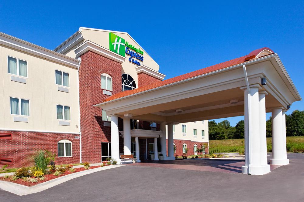 Holiday Inn Express & Suites Malvern, An Ihg Hotel Exterior photo