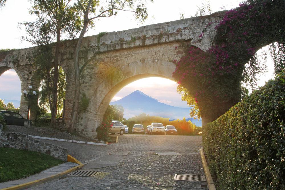 Marriott Puebla Hotel Meson Del Angel Exterior photo