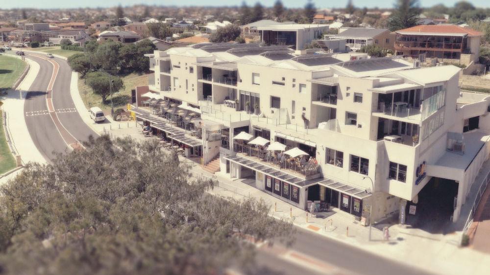 Mullaloo Beach Hotels & Apartments Exterior photo