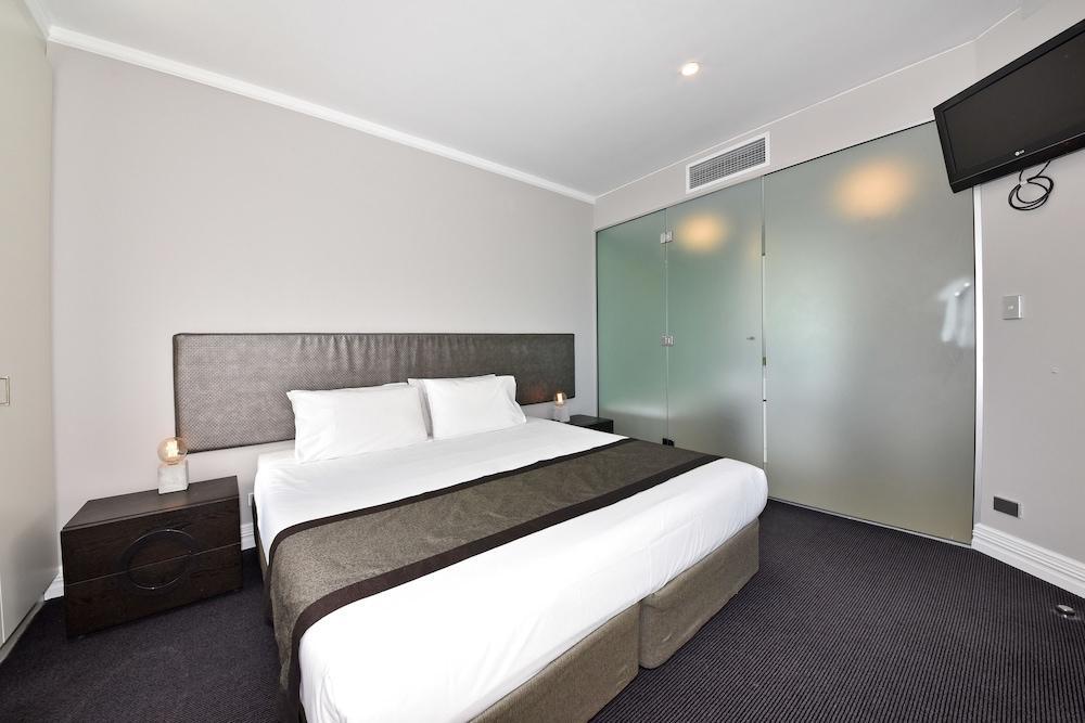Mullaloo Beach Hotels & Apartments Exterior photo