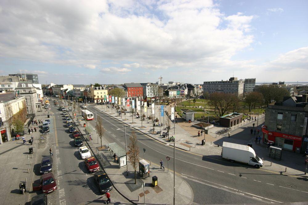 Imperial Hotel Galway Exterior photo