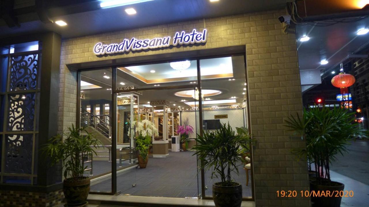 Grand Vissanu Hotel Nakhon Sawan Exterior photo