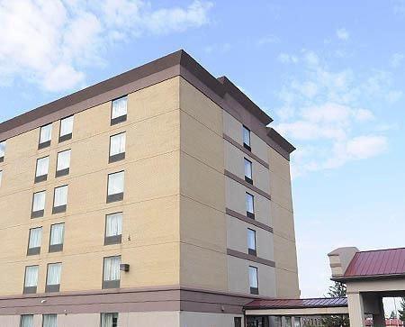 Days Inn By Wyndham Calumet Park Exterior photo