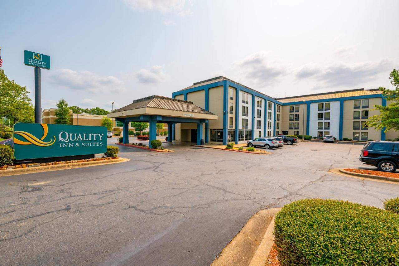 Quality Inn & Suites North Little Rock Exterior photo