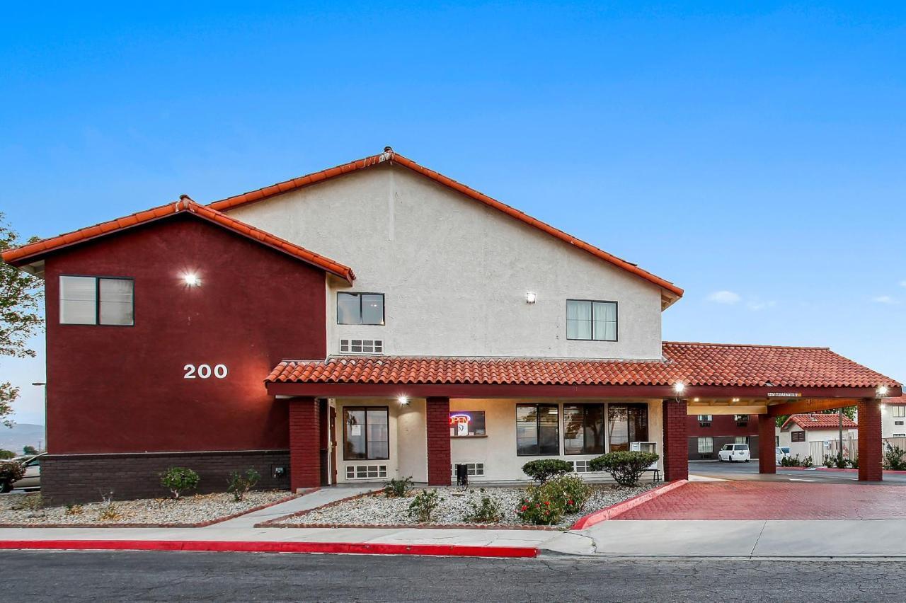 Red Roof Inn Palmdale - Lancaster Exterior photo