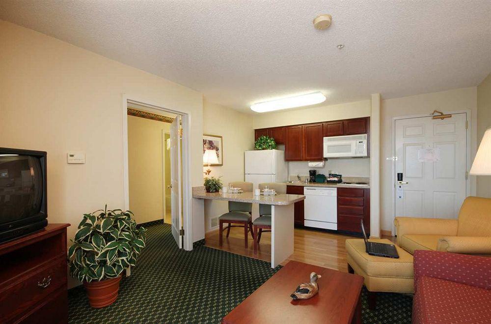 Homewood Suites By Hilton Dallas-Arlington Room photo