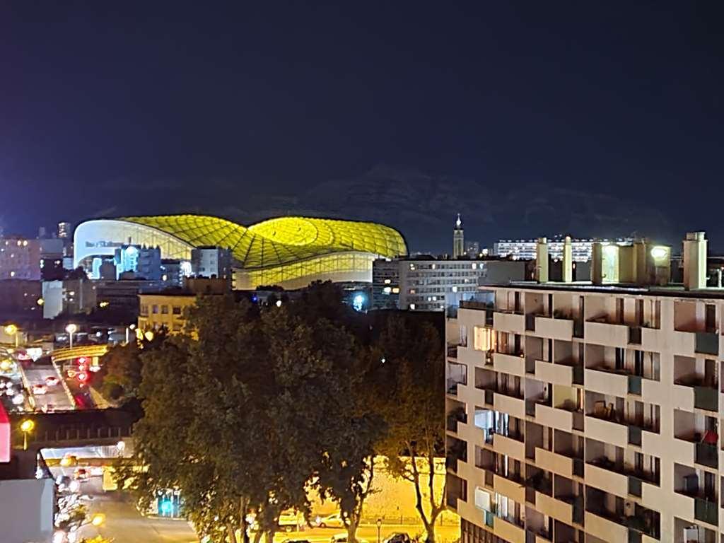 Kyriad Marseille Palais Des Congres - Velodrome Exterior photo