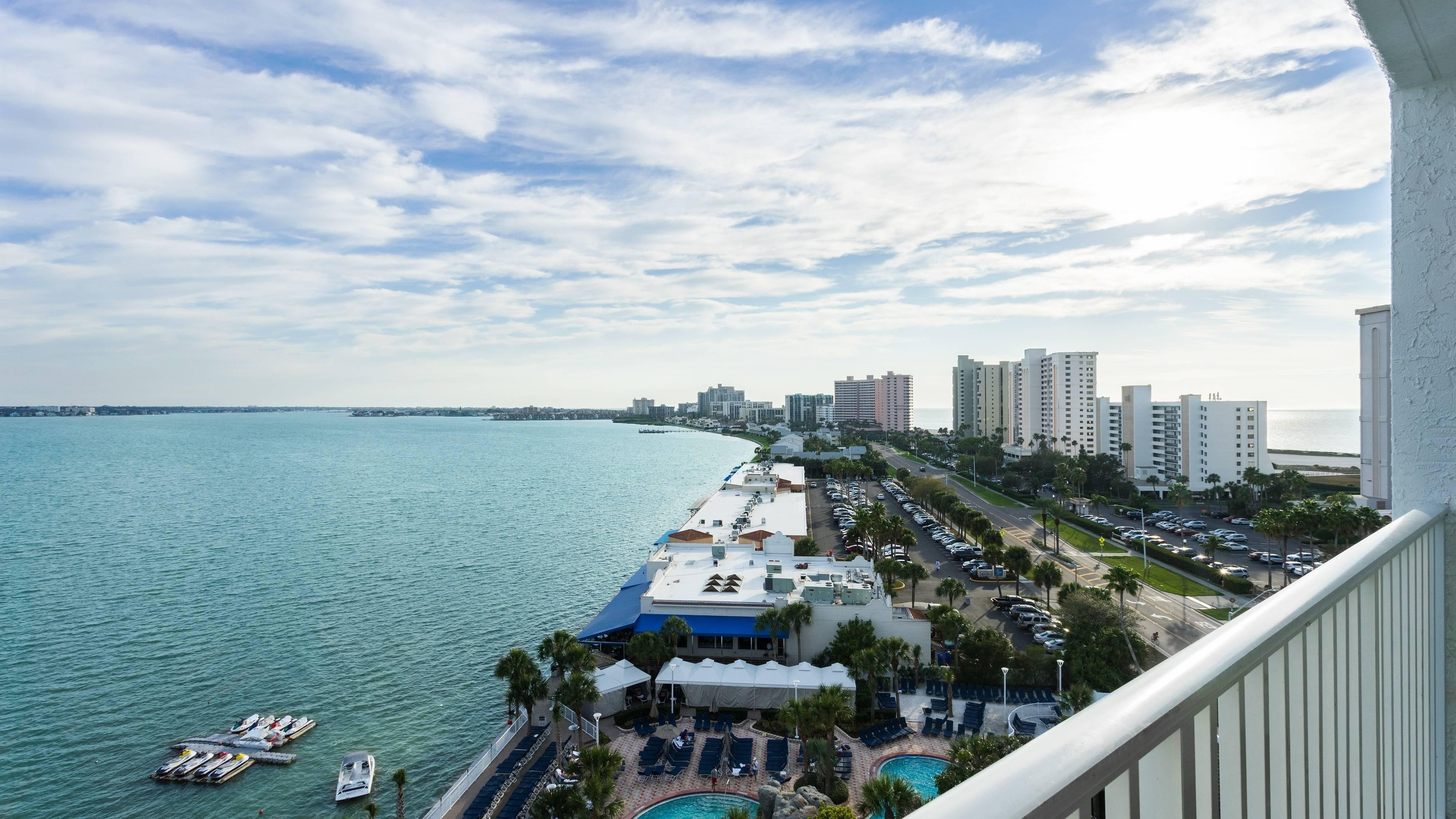 Clearwater Beach Marriott Suites On Sand Key Exterior photo