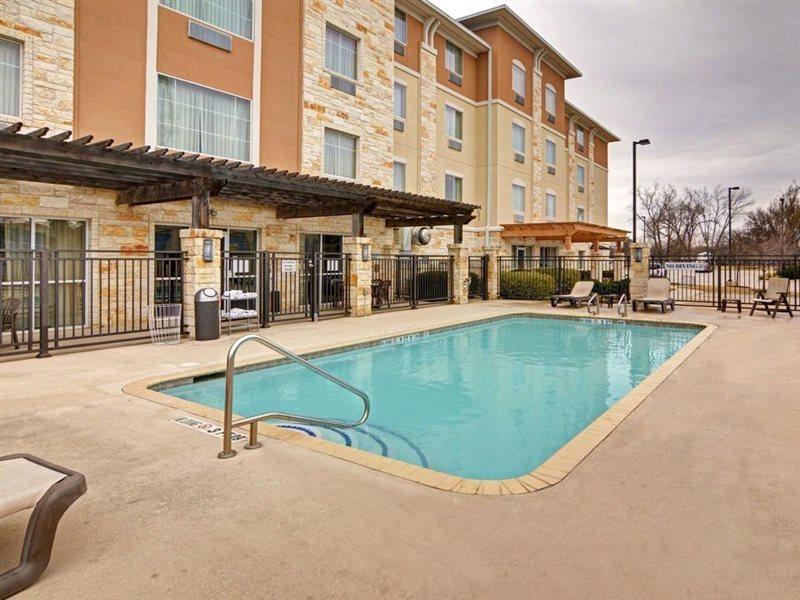 Comfort Suites Arlington - Entertainment District Exterior photo