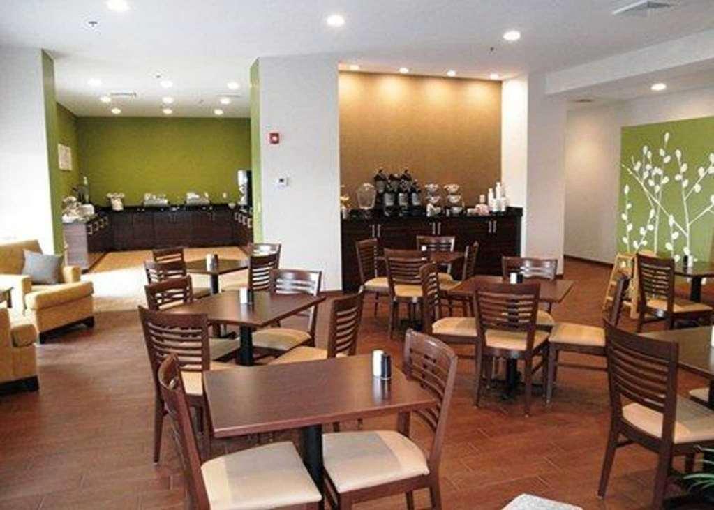 Sleep Inn & Suites Belmont - St. Clairsville Restaurant photo