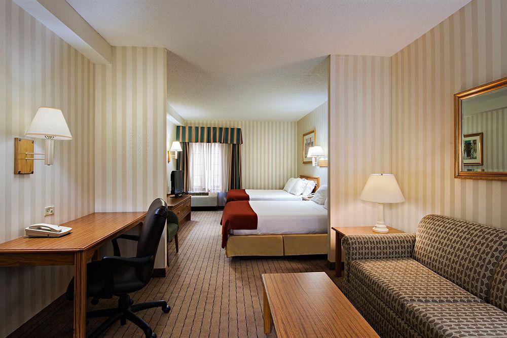 Holiday Inn Express Philadelphia Ne - Langhorne, An Ihg Hotel Room photo
