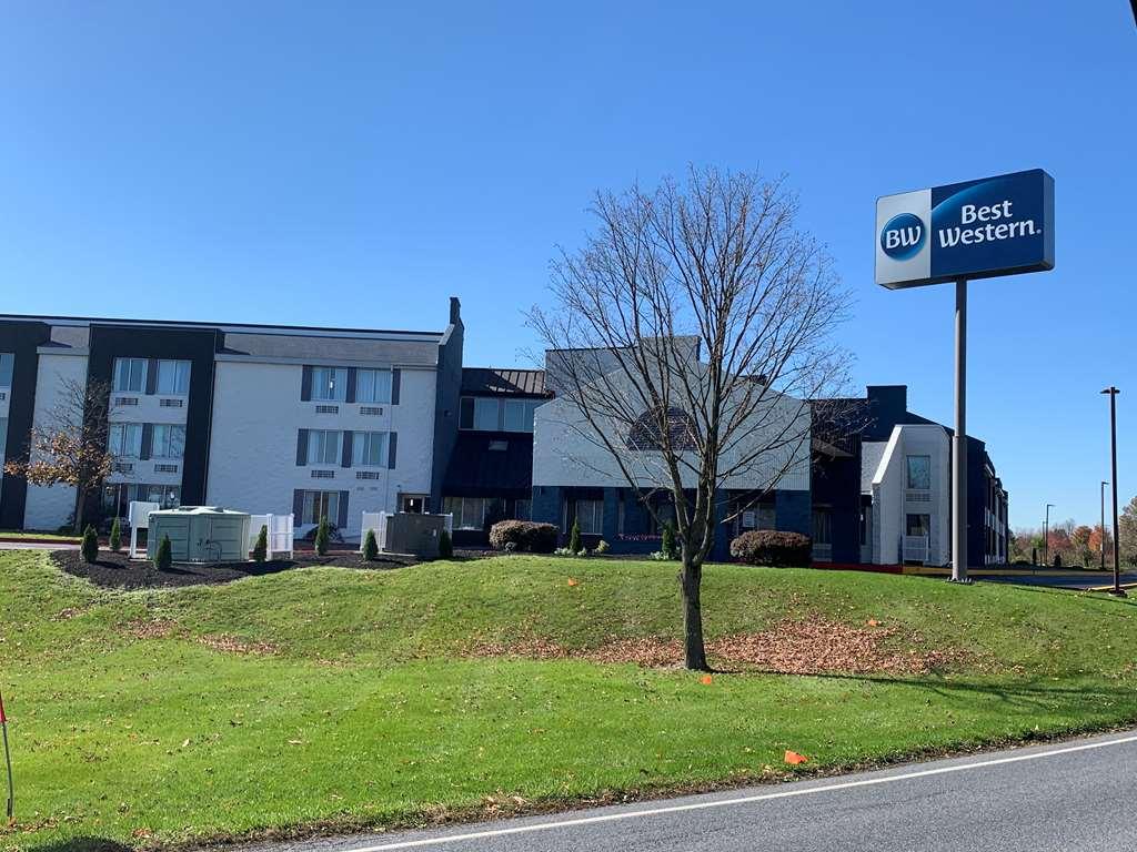 Best Western Carlisle South Exterior photo