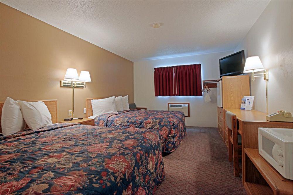 Americas Best Value Inn And Suites Sidney Room photo