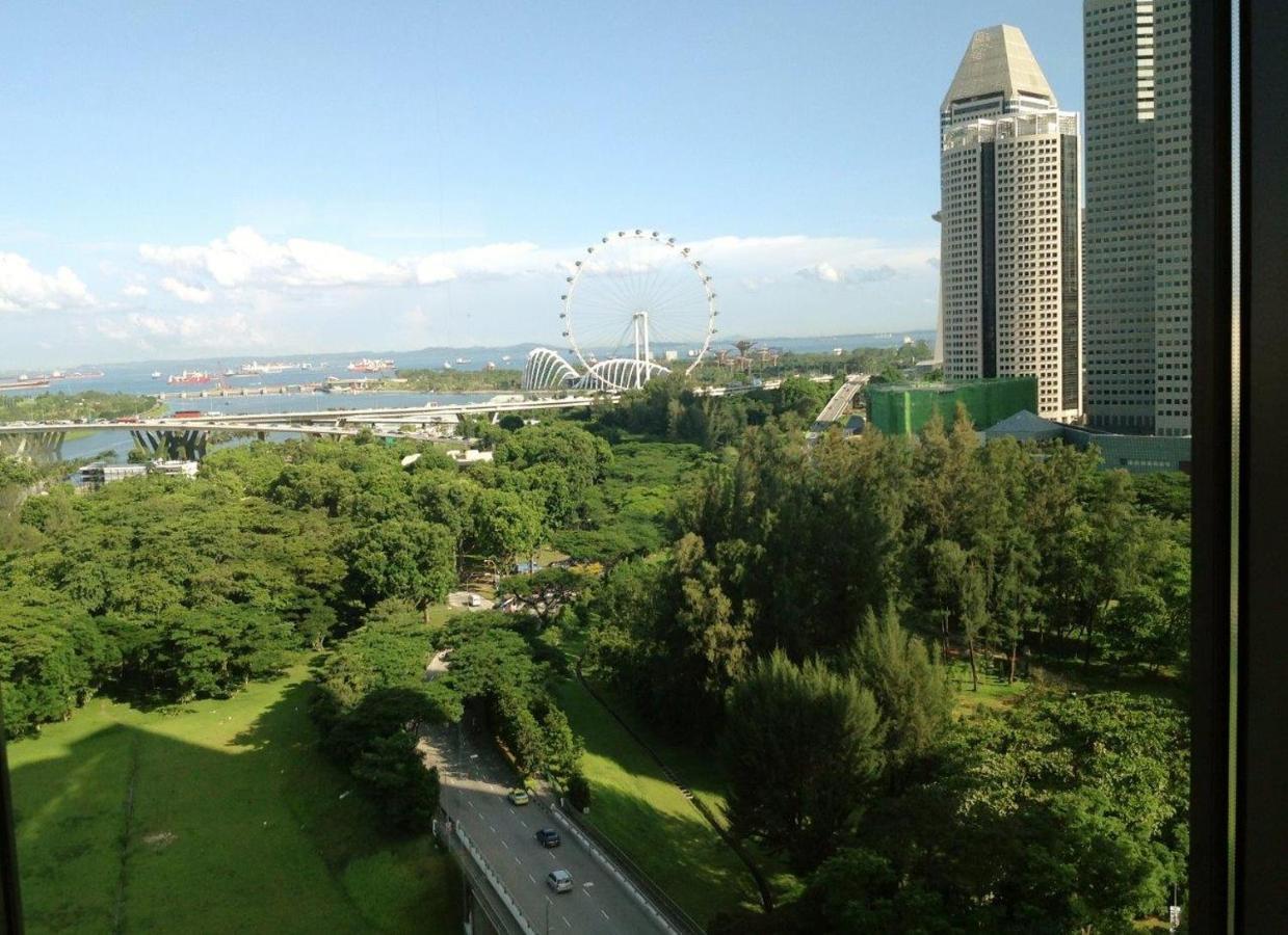 Pan Pacific Serviced Suites Beach Road, Singapore Exterior photo