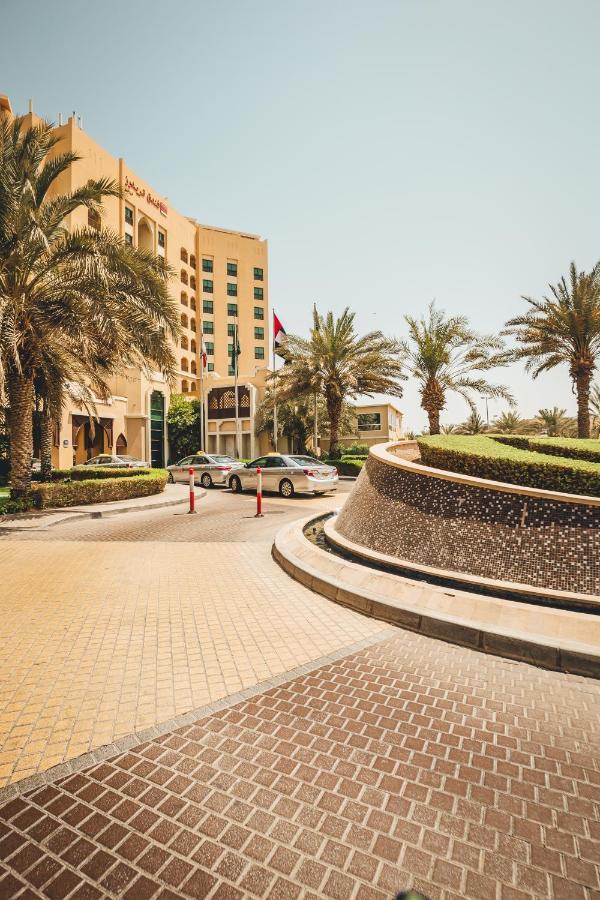 Traders Hotel, Abu Dhabi Exterior photo