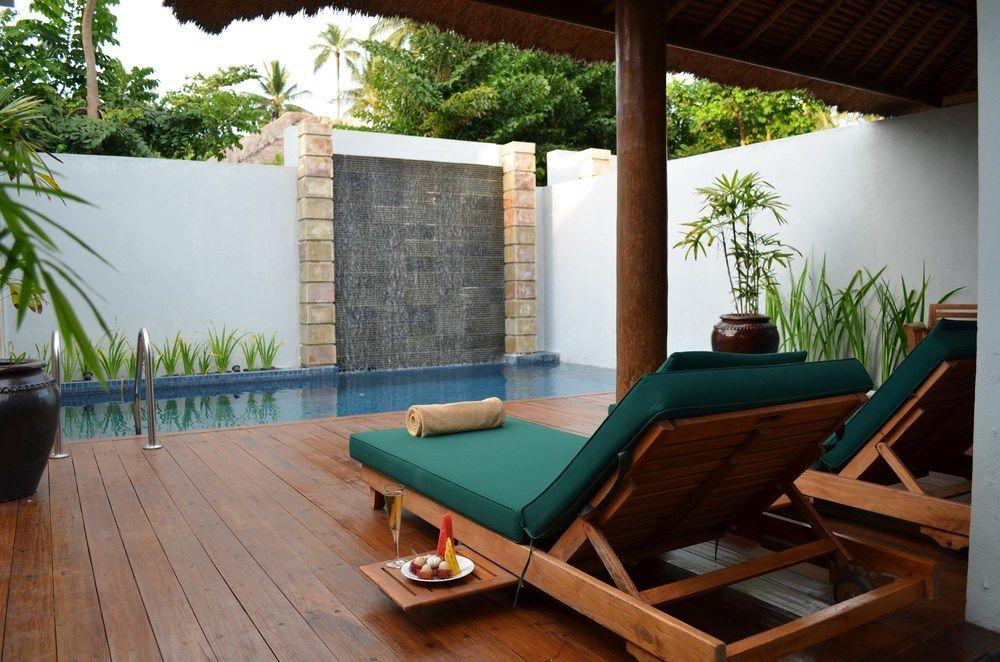 The Santosa Villas & Resort Lombok Mangsit Exterior photo