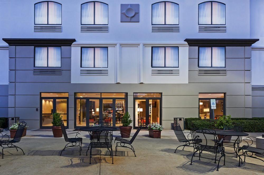 Comfort Inn & Suites Irving Las Colinas Dfw Exterior photo