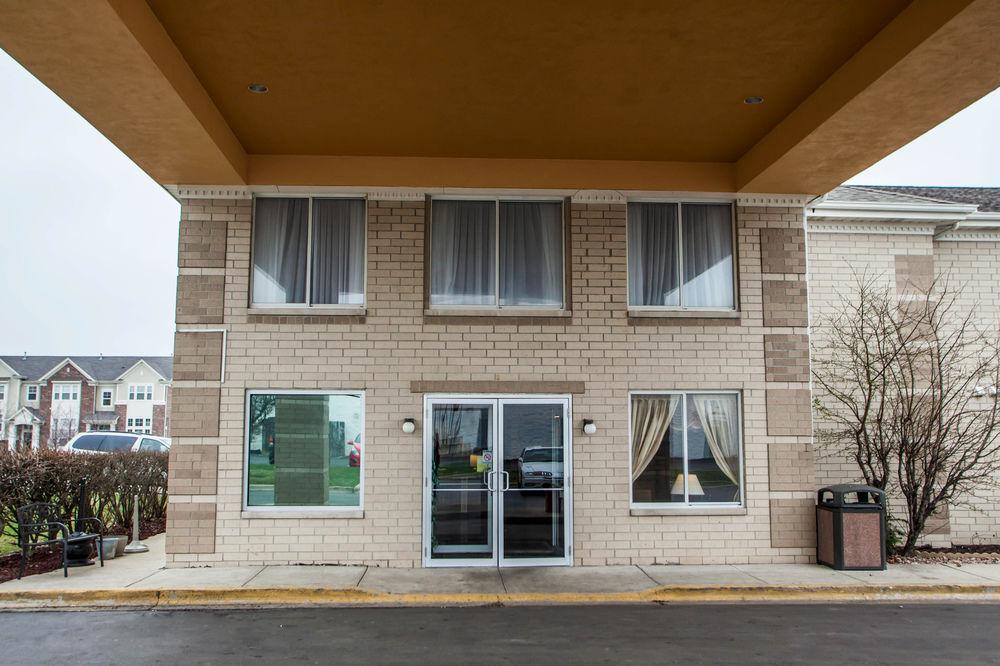 Quality Inn Aurora - Naperville Area Exterior photo