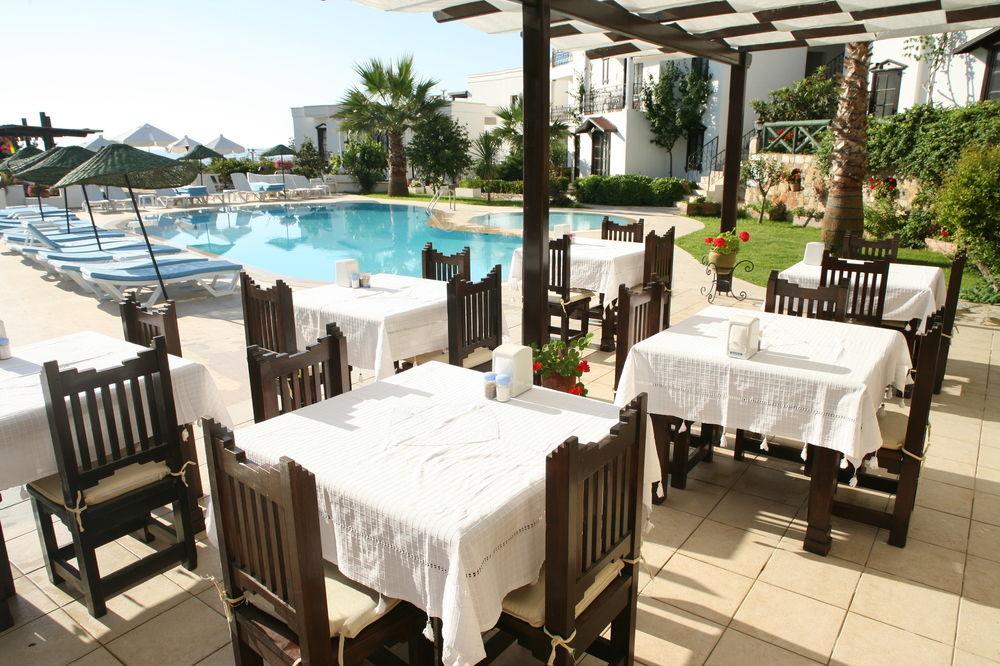 Sunny Garden Nilufer Hotel Turgutreis Exterior photo