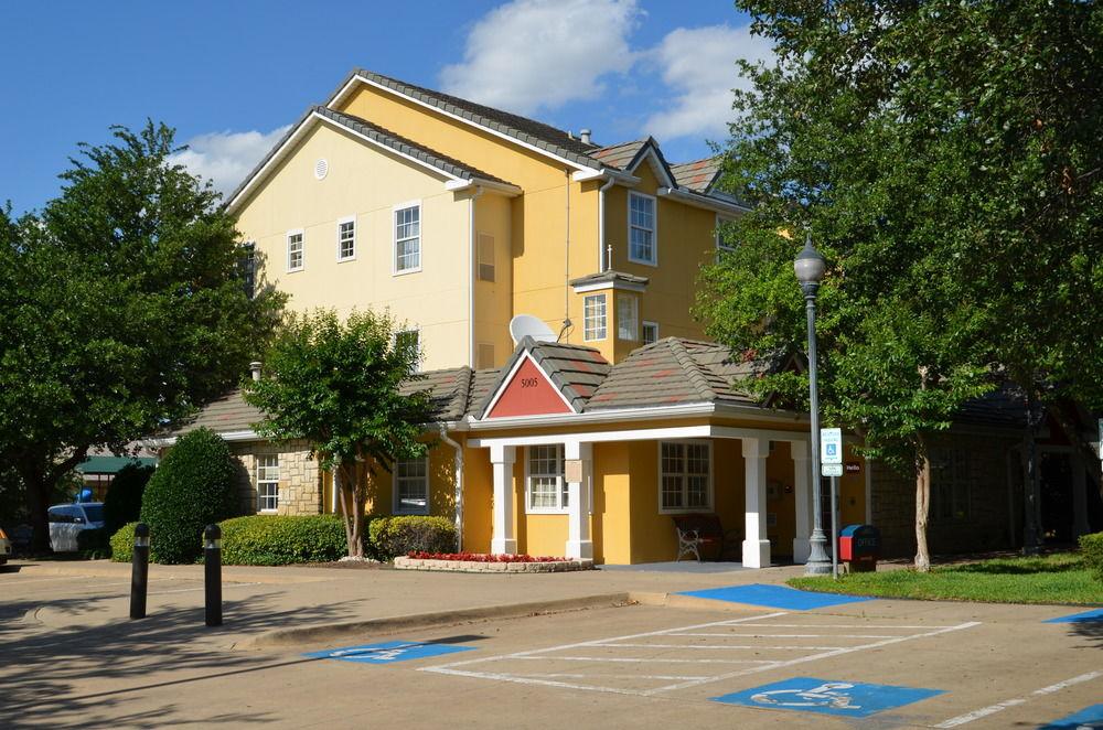 Towneplace Suites By Marriott Dallas Plano/Legacy Exterior photo