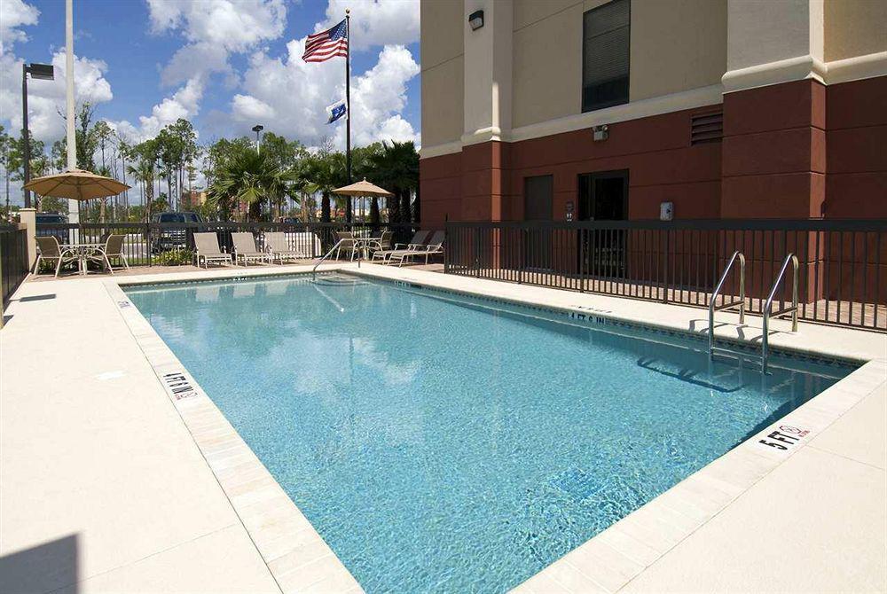 Hampton Inn & Suites Fort Myers Estero Facilities photo