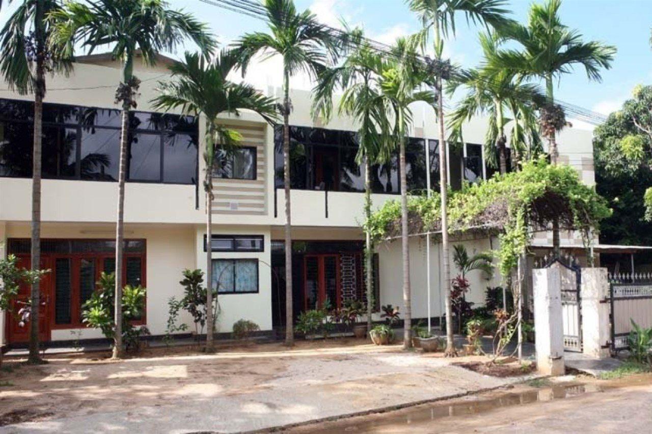 Hotel Lux Etoiles Jaffna Exterior photo