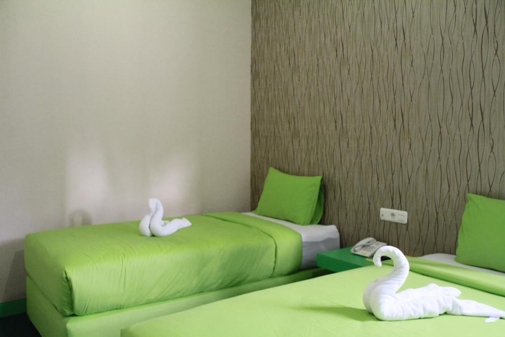 Agung Makassar Hotel Room photo