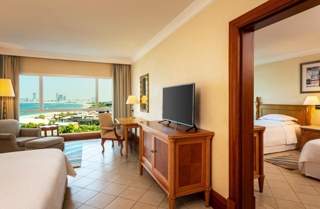 Sheraton Jumeirah Beach Resort Dubai Exterior photo